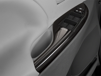 2014 Toyota Sienna XLE V6 8 Passenger
