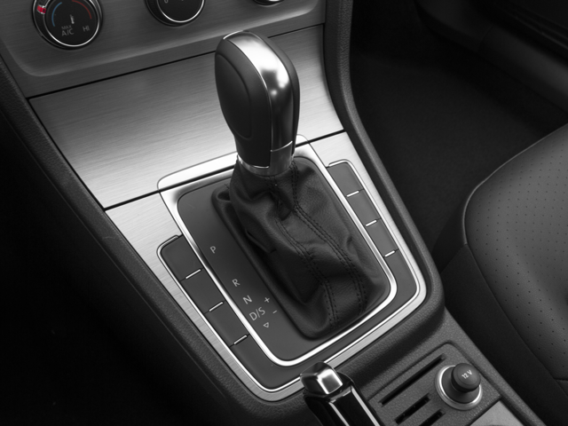 2017 Volkswagen Golf S