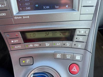 2015 Toyota Prius Three