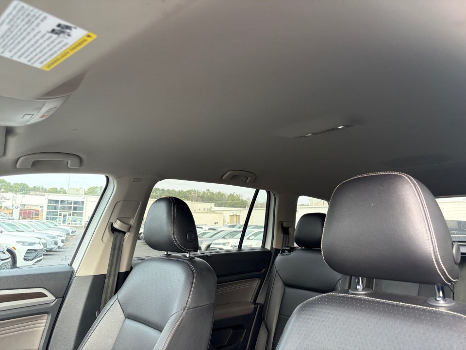 2021 Volkswagen Atlas 3.6L V6 SE w/Technology