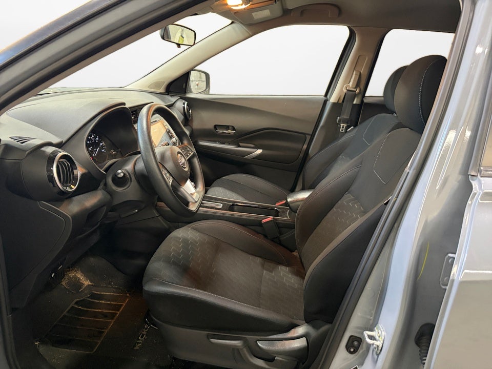 2023 Nissan Kicks SV Xtronic CVT
