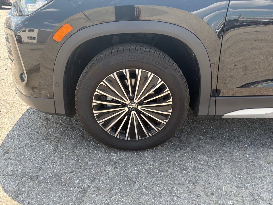 2025 Volkswagen Tiguan 2.0T S