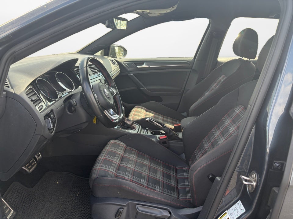 2019 Volkswagen Golf GTI 2.0T S