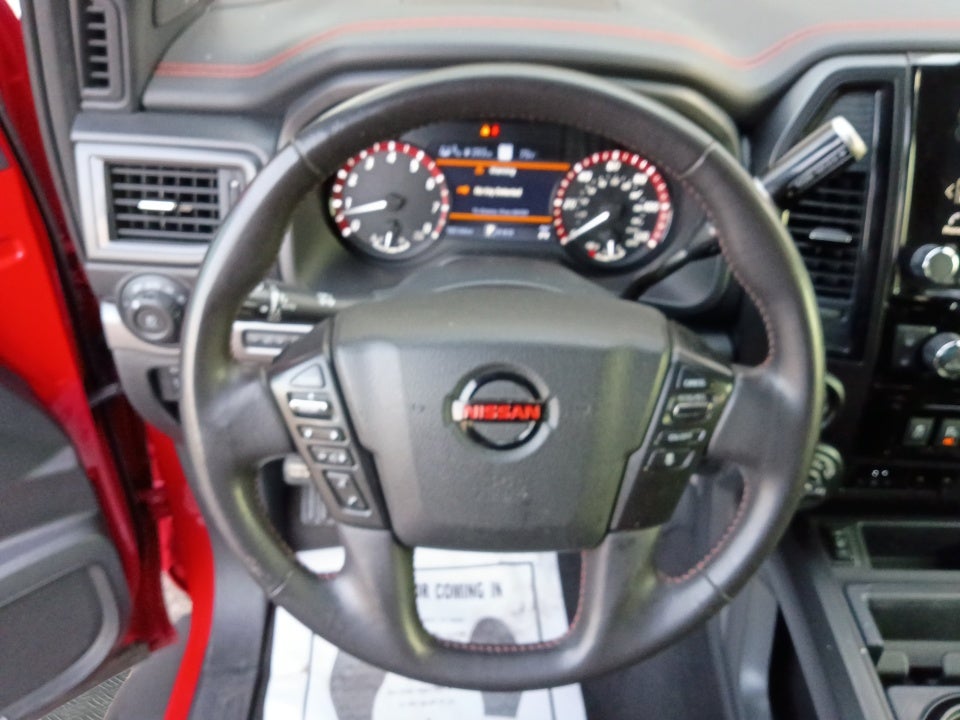 2021 Nissan TITAN Crew Cab PRO-4X 4x4