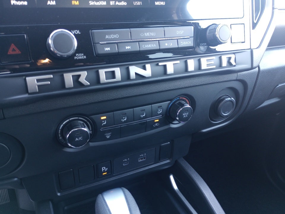 2026 Nissan Frontier Crew Cab SV 4x2