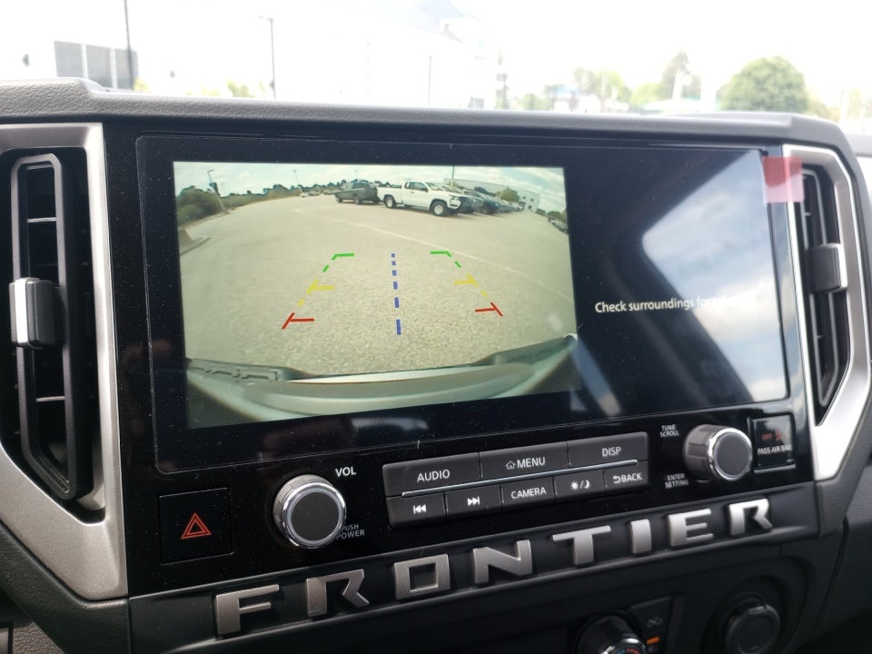 2025 Nissan Frontier SV