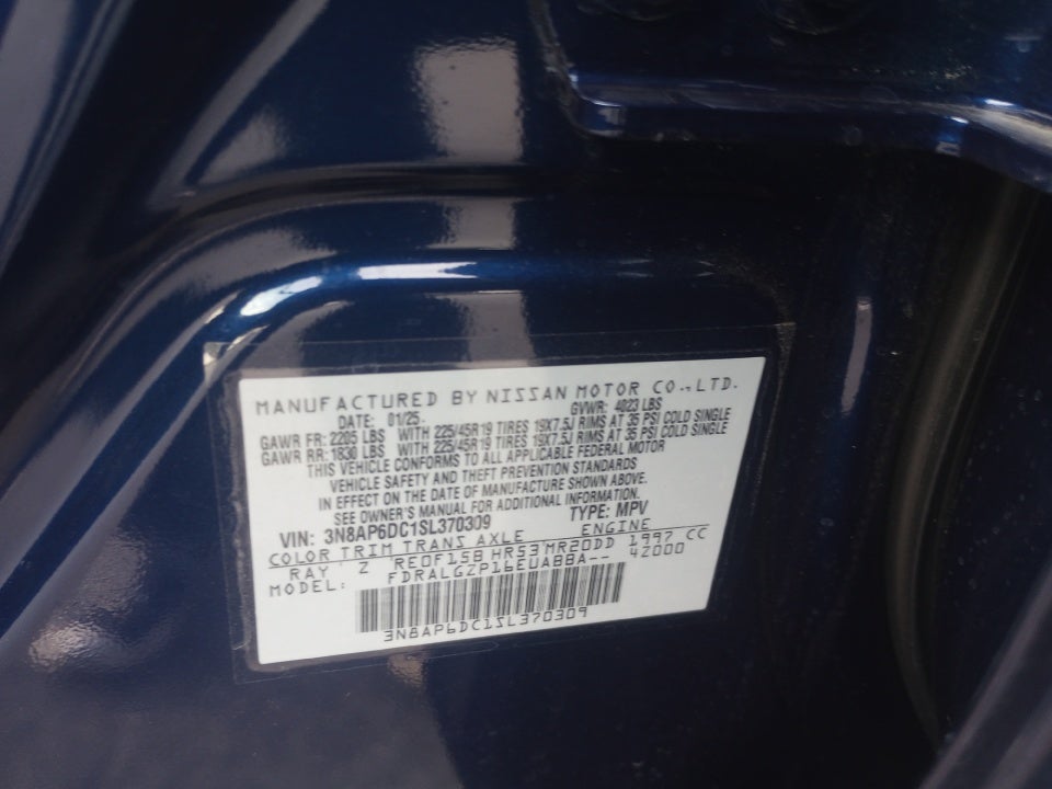 2025 Nissan Kicks SR FWD