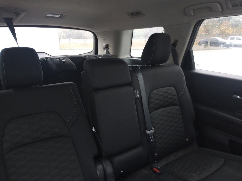 2022 Nissan Pathfinder S 2WD