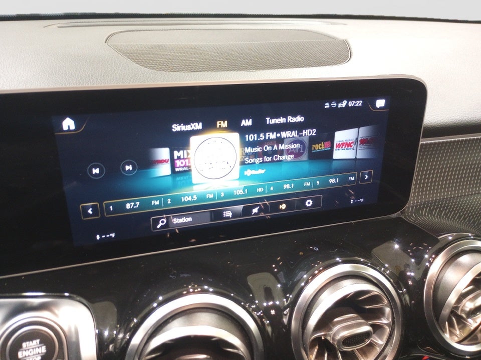 2021 Mercedes-Benz GLB 250 GLB 250