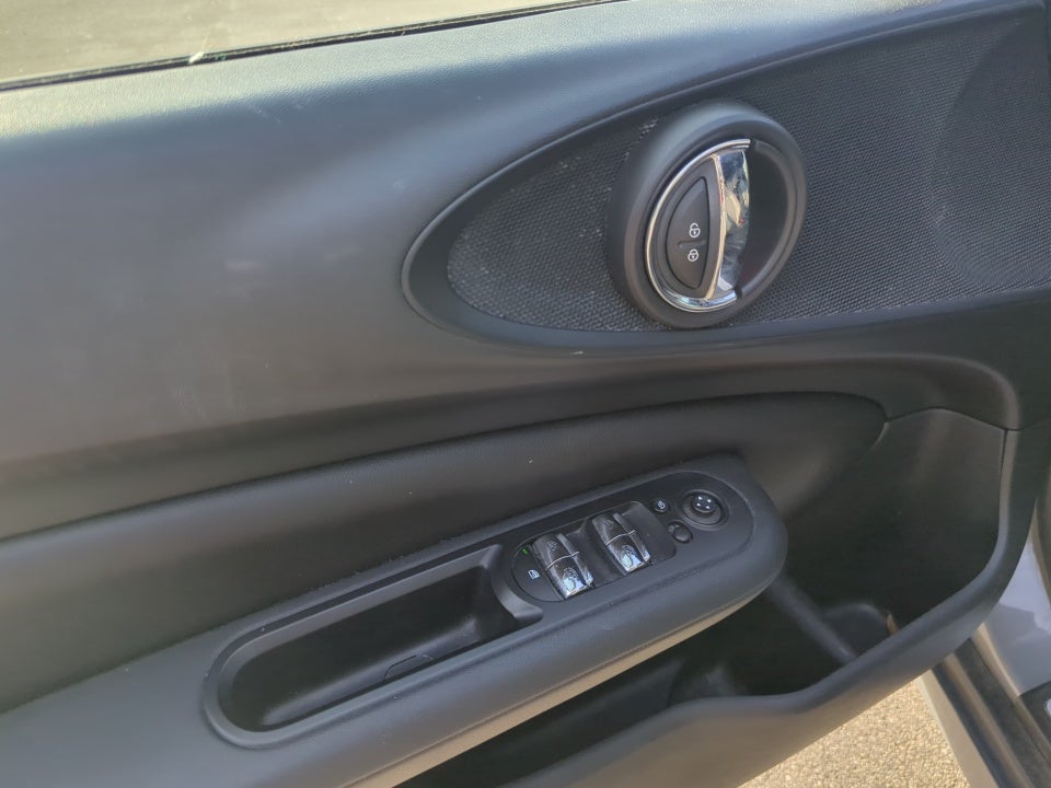 2017 MINI Clubman Cooper