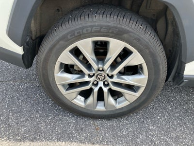2022 Toyota RAV4 XLE Premium