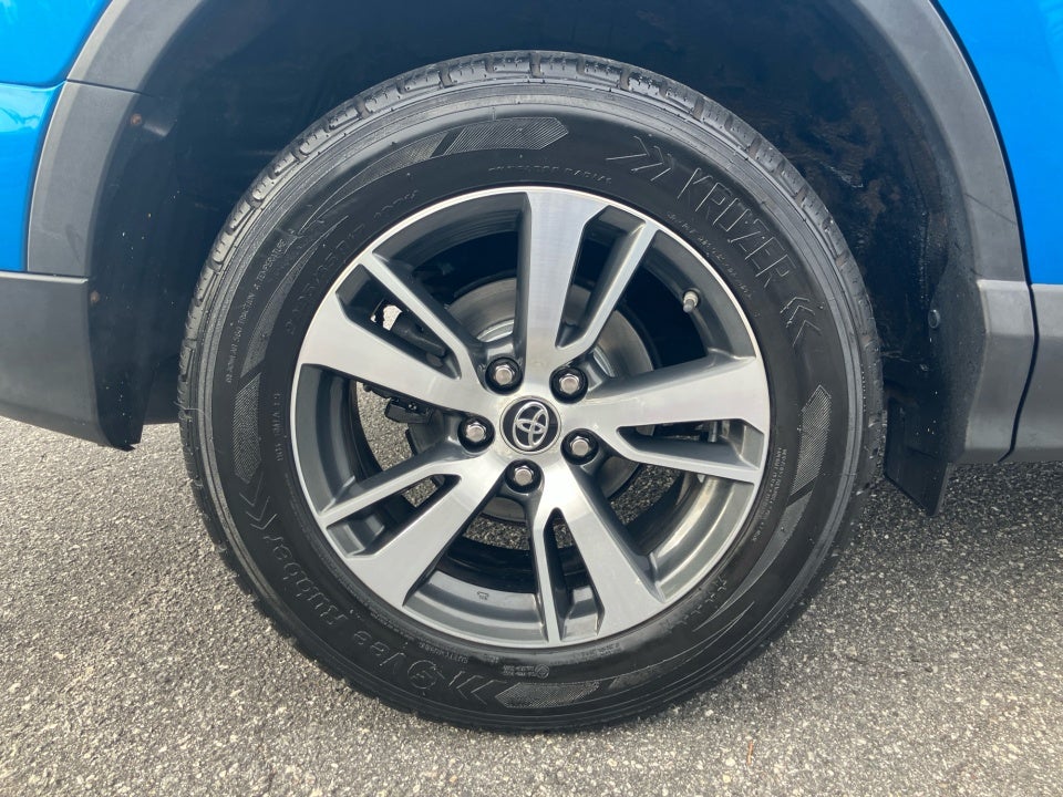 2018 Toyota RAV4 XLE