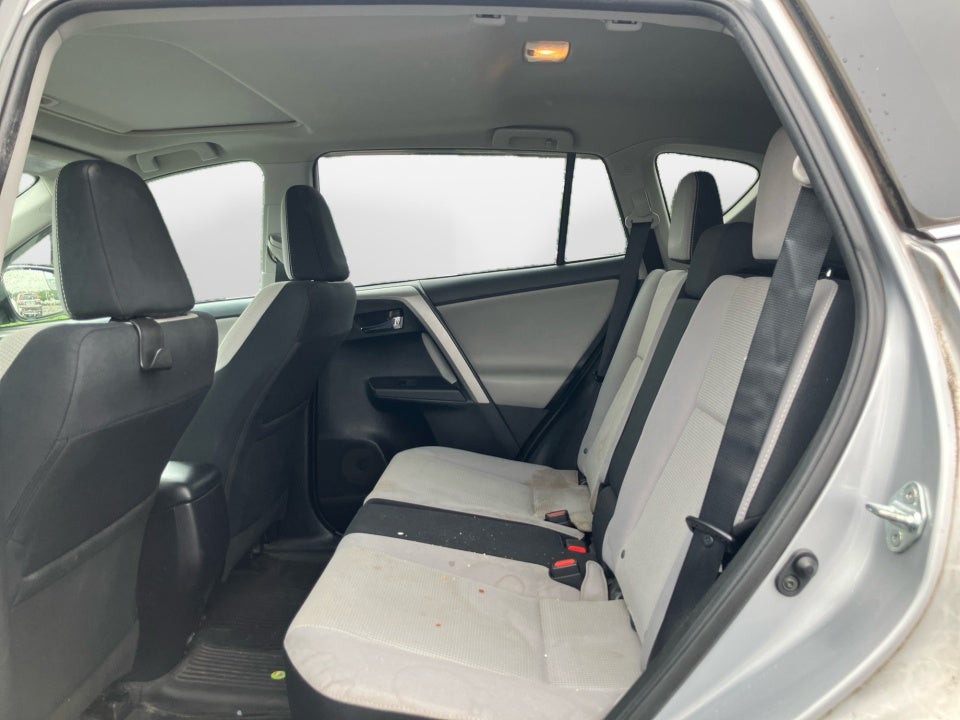 2016 Toyota RAV4 XLE