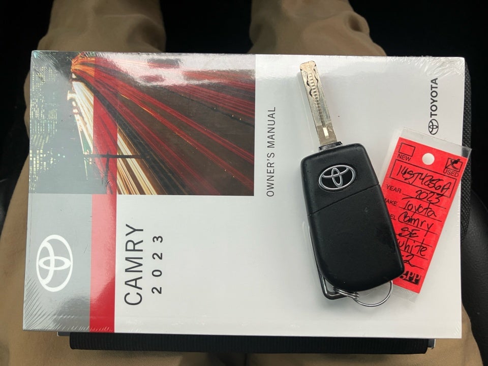 2023 Toyota Camry SE