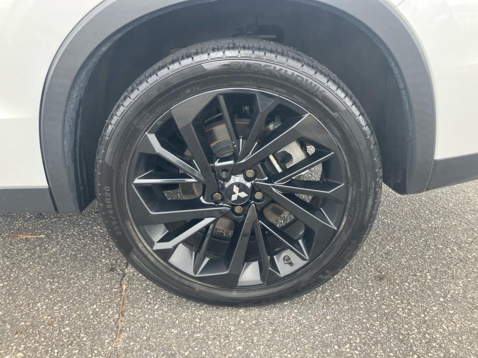 2023 Mitsubishi Outlander SEL