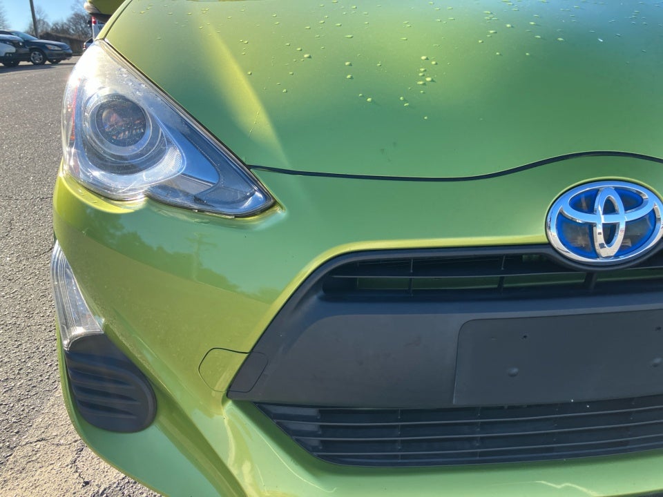 2016 Toyota Prius c One