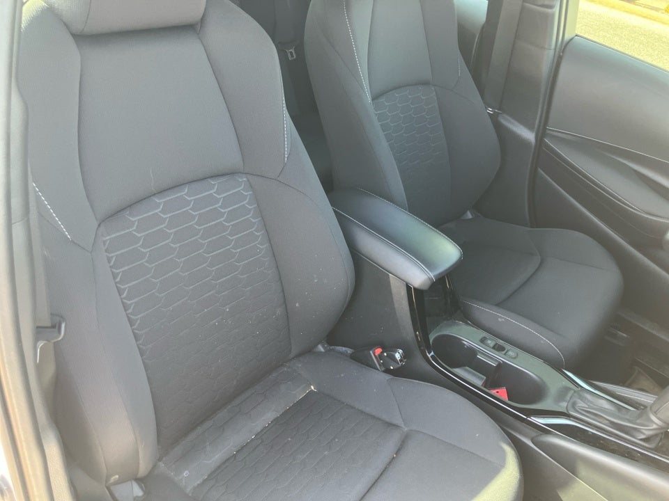 2023 Toyota Corolla Hatchback SE