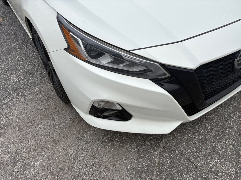 2022 Nissan Altima SR FWD