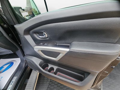 2020 Nissan TITAN SL
