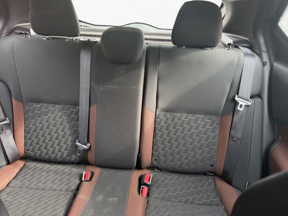 2021 Nissan Kicks SR Xtronic CVT