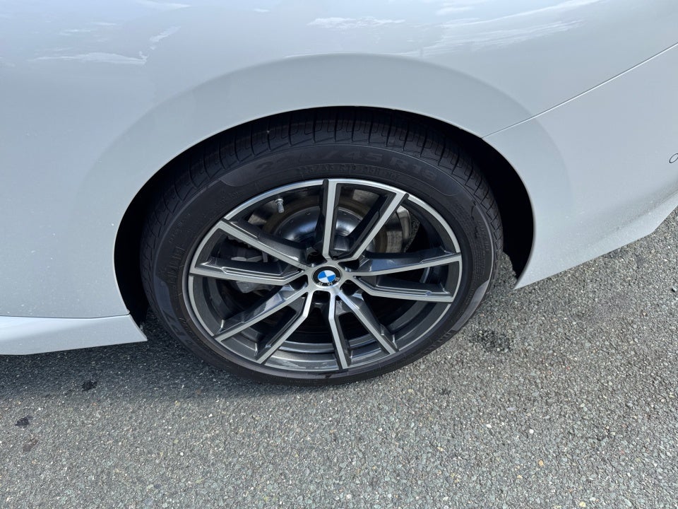 2025 BMW 230i xDrive