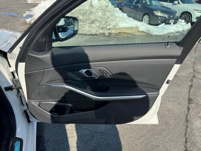 2025 BMW 330i xDrive