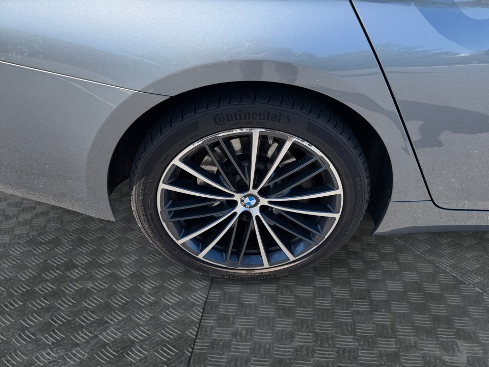 2023 BMW 530 530i xDrive
