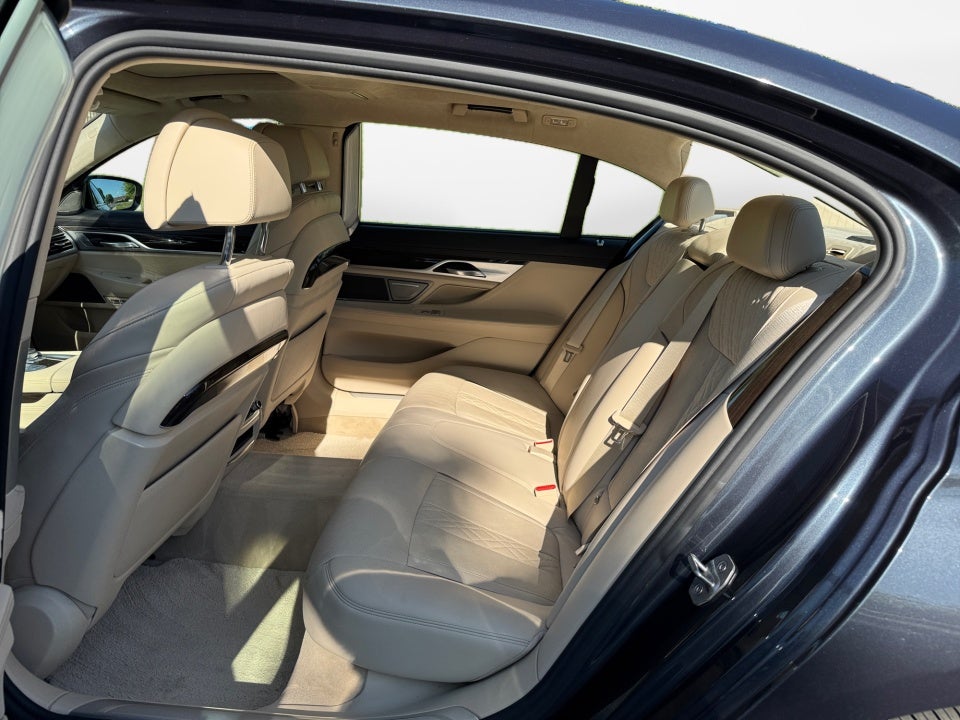 2016 BMW 750i xDrive