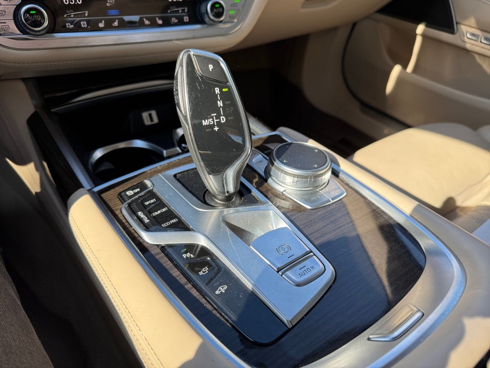 2016 BMW 750i xDrive
