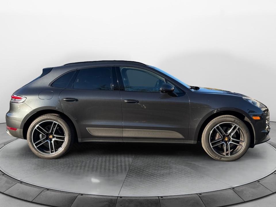 2021 Porsche Macan AWD