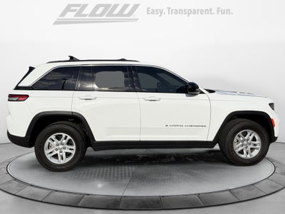 2025 Jeep Grand Cherokee Laredo 4x2