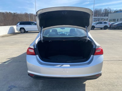 2022 Chevrolet Malibu FWD LS