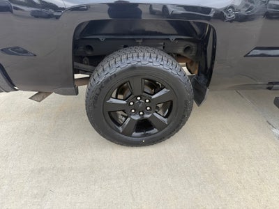 2017 Chevrolet Silverado 1500 Custom