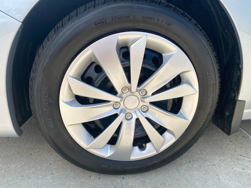 2018 Subaru Impreza 2.0i (CVT)