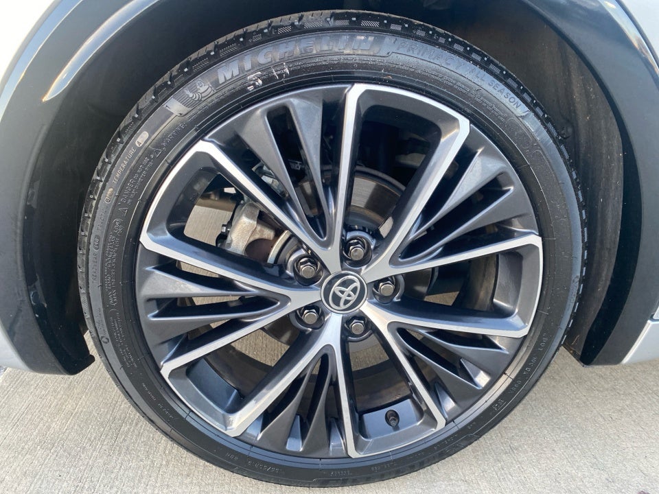 2024 Toyota Prius XLE