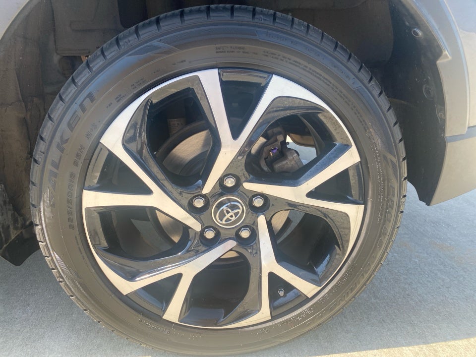 2018 Toyota C-HR XLE
