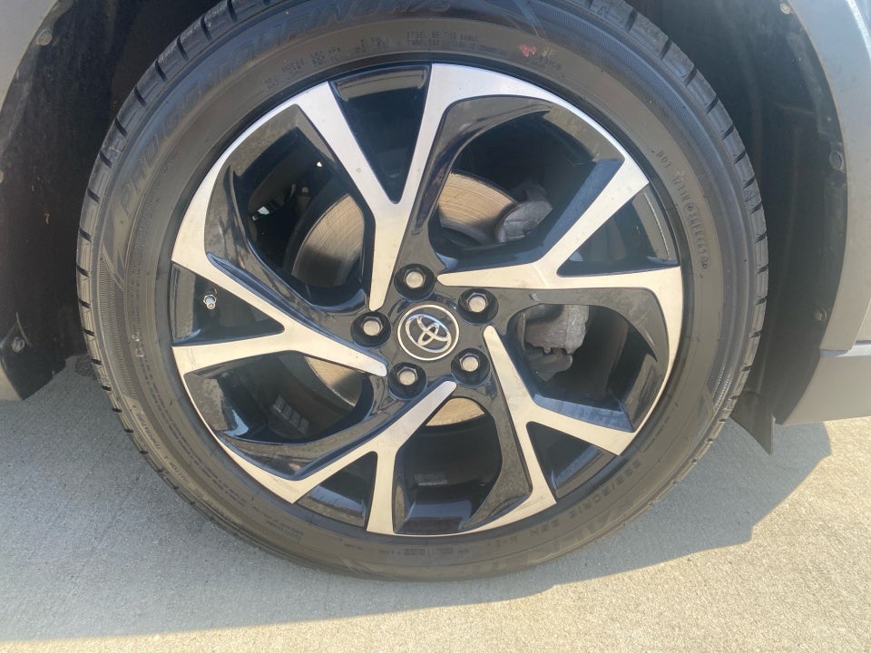 2018 Toyota C-HR XLE