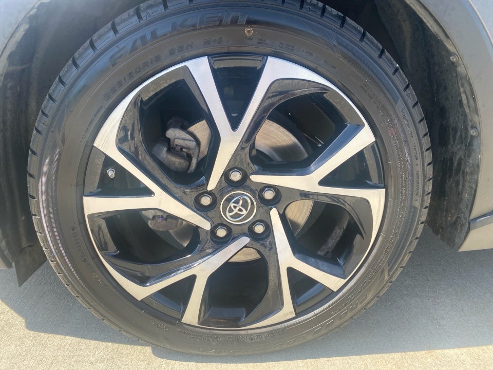 2018 Toyota C-HR XLE