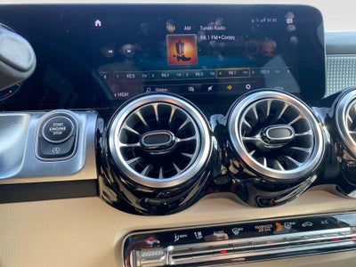 2022 Mercedes-Benz GLB 250 4MATIC®