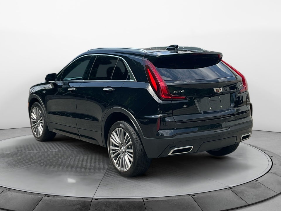 2024 Cadillac XT4 FWD Premium Luxury