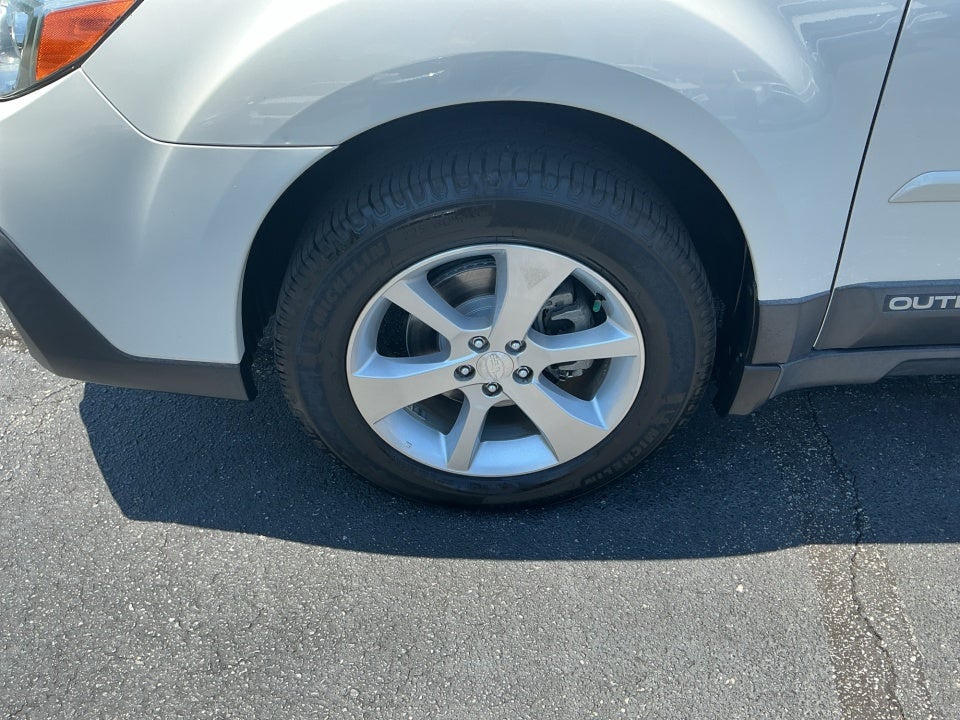 2014 Subaru Outback 2.5i Limited