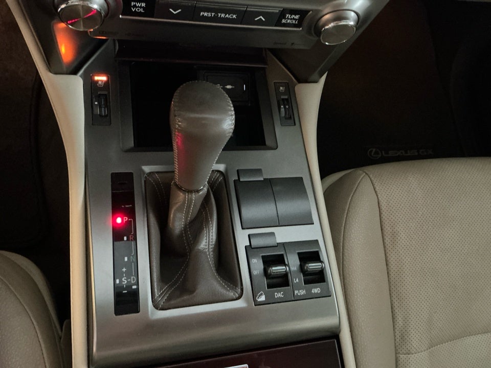 2016 Lexus GX 460 4WD 4dr