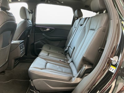 2025 Audi Q7 Premium 45 TFSI quattro Tiptronic