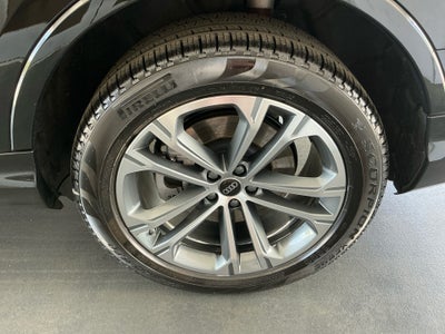 2025 Audi Q7 Premium 45 TFSI quattro Tiptronic