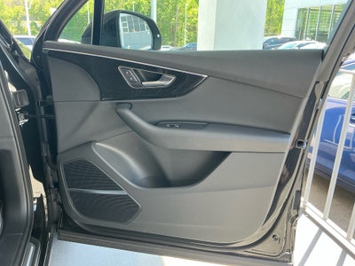 2025 Audi Q7 Premium 45 TFSI quattro Tiptronic