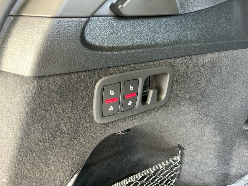2025 Audi Q7 Premium 45 TFSI quattro Tiptronic
