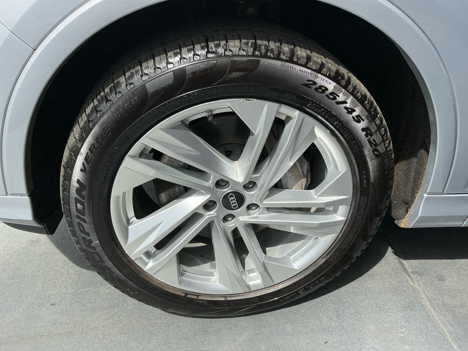 2022 Audi Q7 Premium 45 TFSI quattro Tiptronic