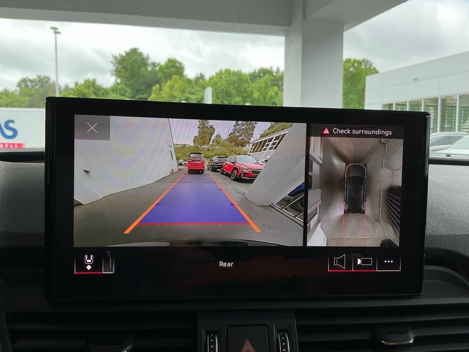 2023 Audi SQ5 Premium Plus TFSI quattro Tiptronic