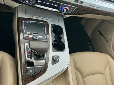 2019 Audi Q7 45 Premium