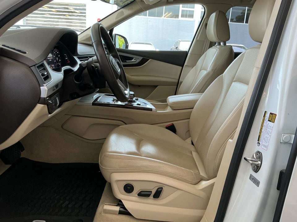 2019 Audi Q7 45 Premium